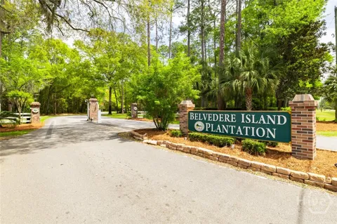 216 Riverpoint Lane NE