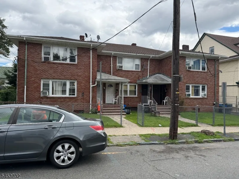511 E 28Th St Paterson City, NJ 07514