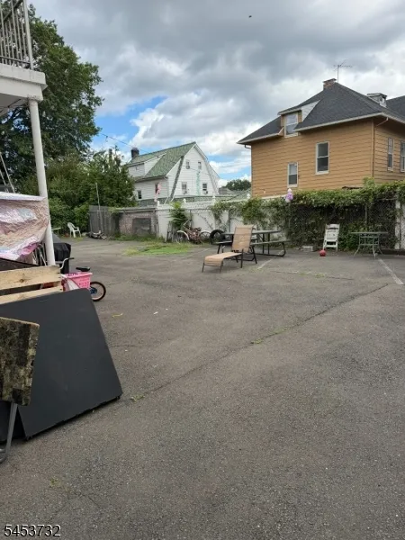 511 E 28Th St Paterson City, NJ 07514