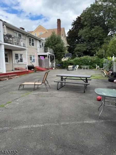 511 E 28Th St Paterson City, NJ 07514
