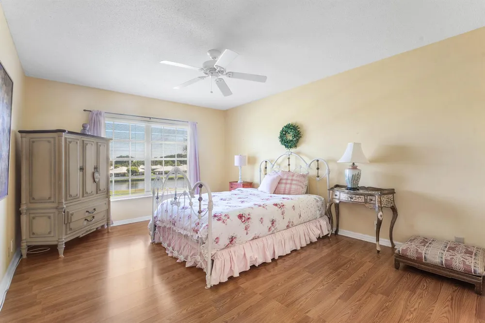 169 Atlantis Boulevard #302 Atlantis, FL 33462