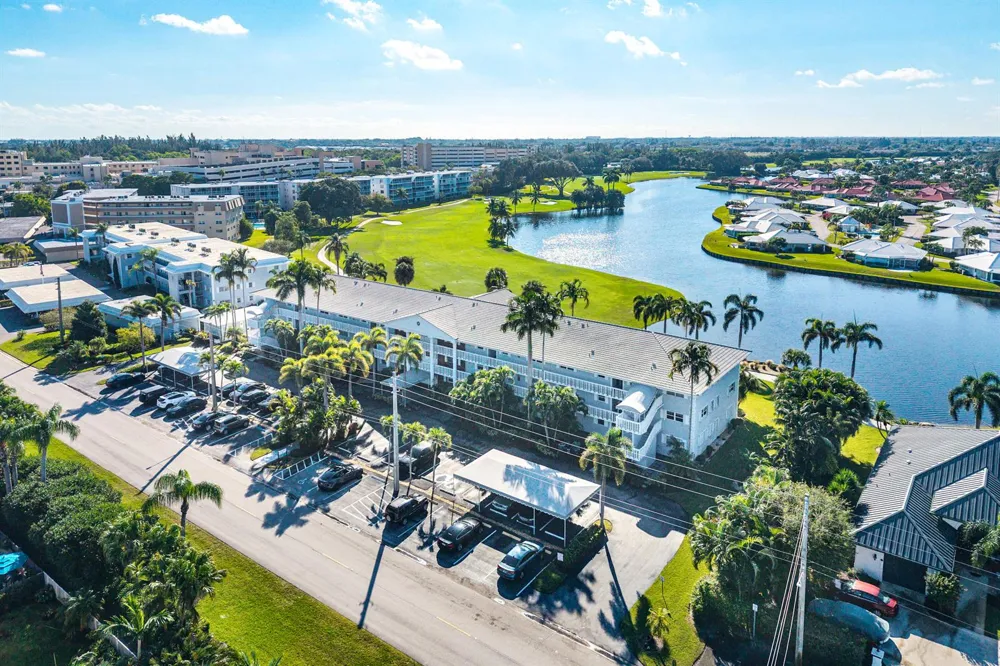 169 Atlantis Boulevard #302 Atlantis, FL 33462