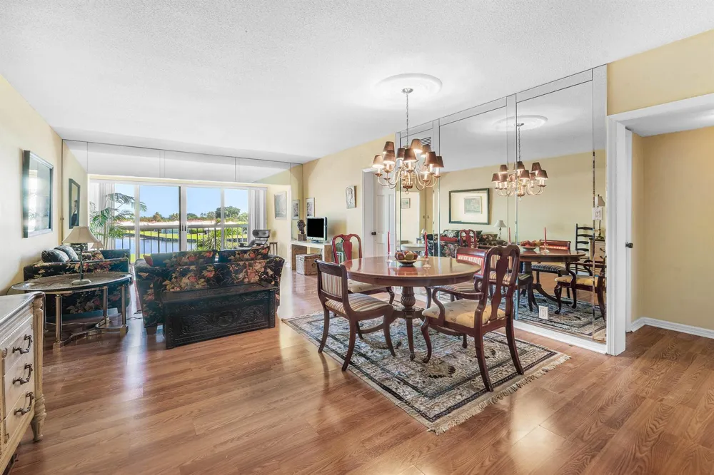 169 Atlantis Boulevard #302 Atlantis, FL 33462