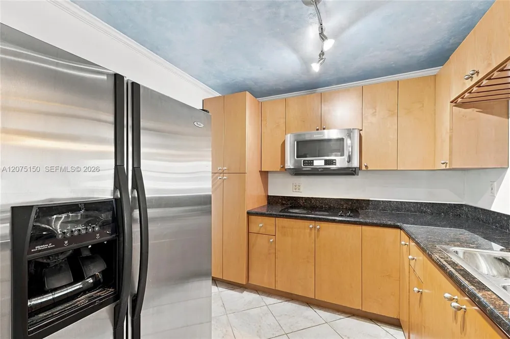 1801 S Ocean Dr #640 Hallandale Beach, FL 33009