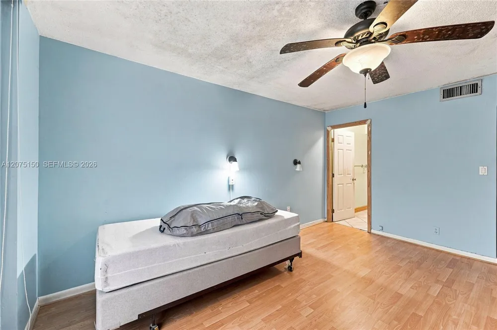 1801 S Ocean Dr #640 Hallandale Beach, FL 33009