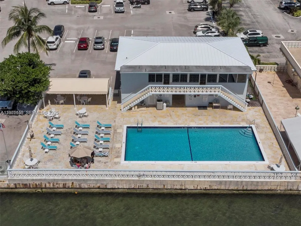 1801 S Ocean Dr #640 Hallandale Beach, FL 33009
