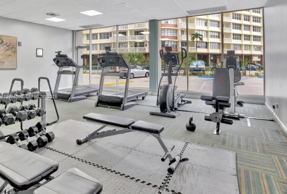 1801 S Ocean Dr #640 Hallandale Beach, FL 33009
