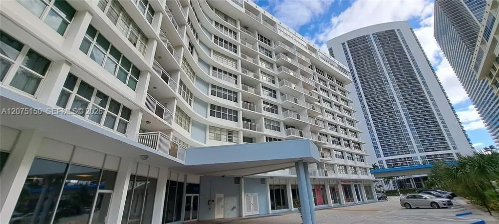 1801 S Ocean Dr #640 Hallandale Beach, FL 33009