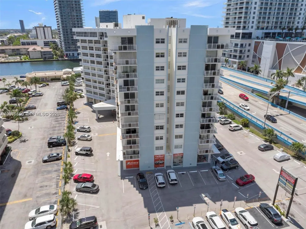1801 S Ocean Dr #640 Hallandale Beach, FL 33009