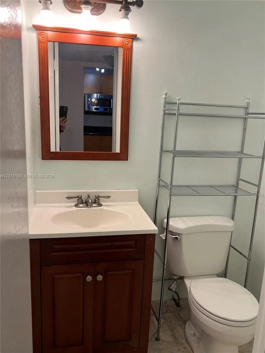 1801 S Ocean Dr #640 Hallandale Beach, FL 33009