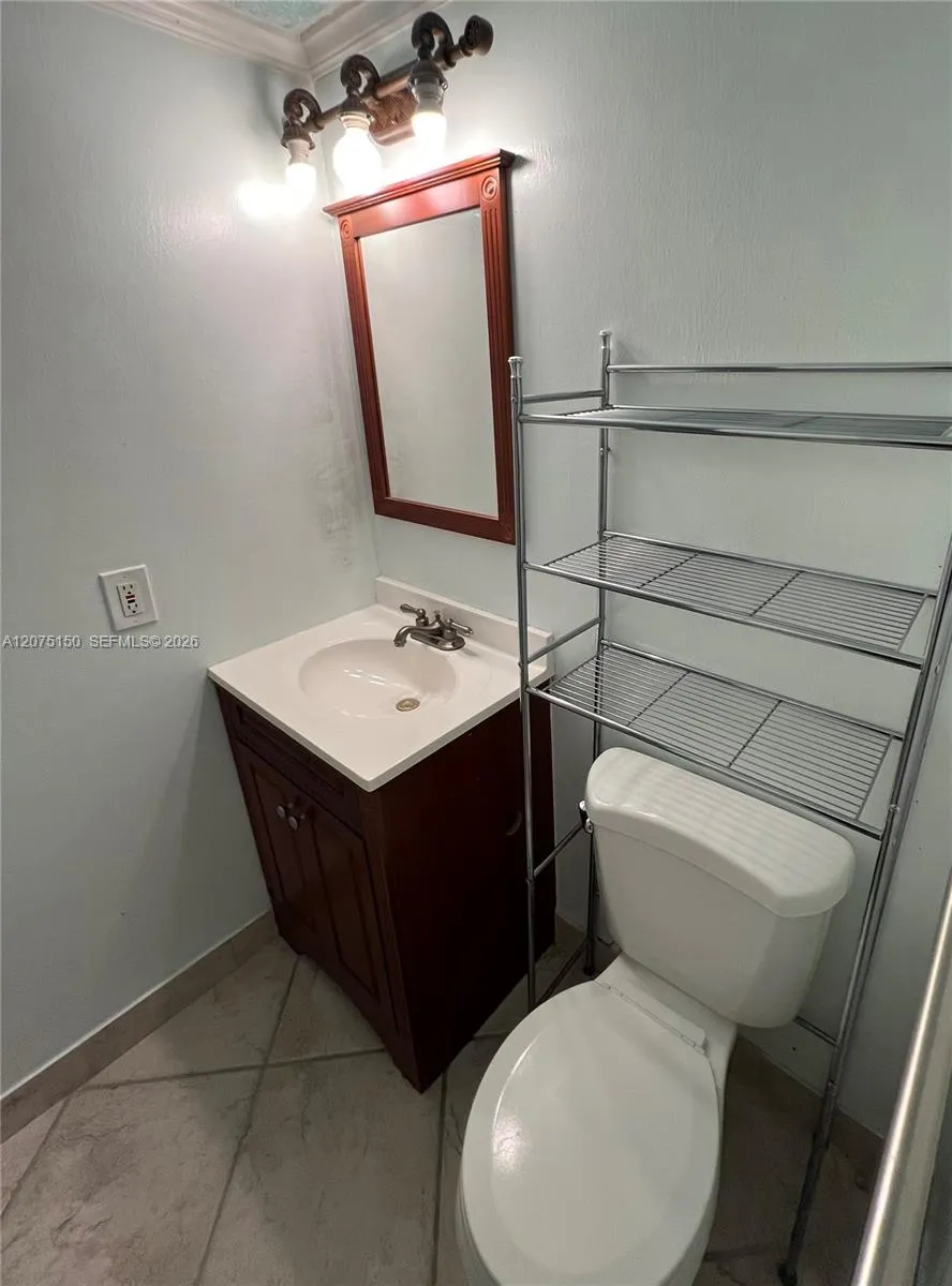 1801 S Ocean Dr #640 Hallandale Beach, FL 33009
