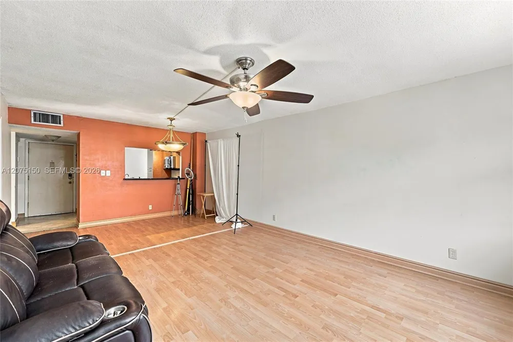 1801 S Ocean Dr #640 Hallandale Beach, FL 33009