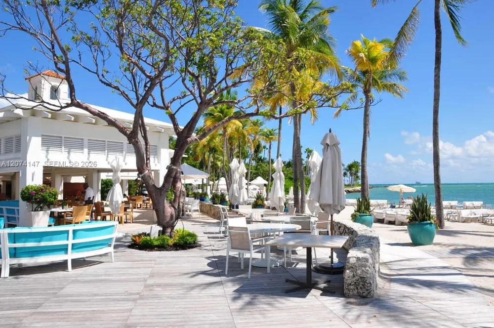 2134 Fisher Island Dr #2134 Miami Beach, FL 33109