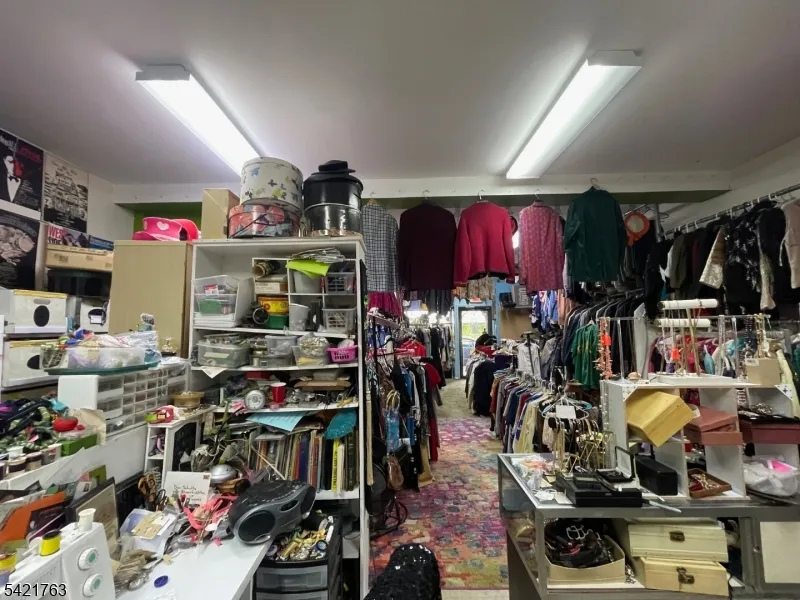 220 Bloomfield Ave Montclair, NJ 07042