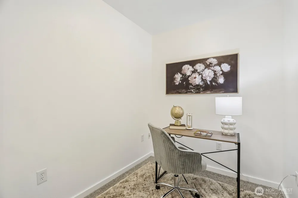 211 Kirkland Avenue #206 Kirkland, WA 98033