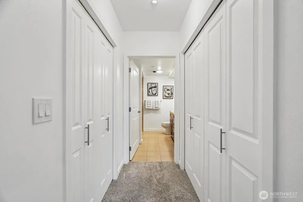 211 Kirkland Avenue #206 Kirkland, WA 98033