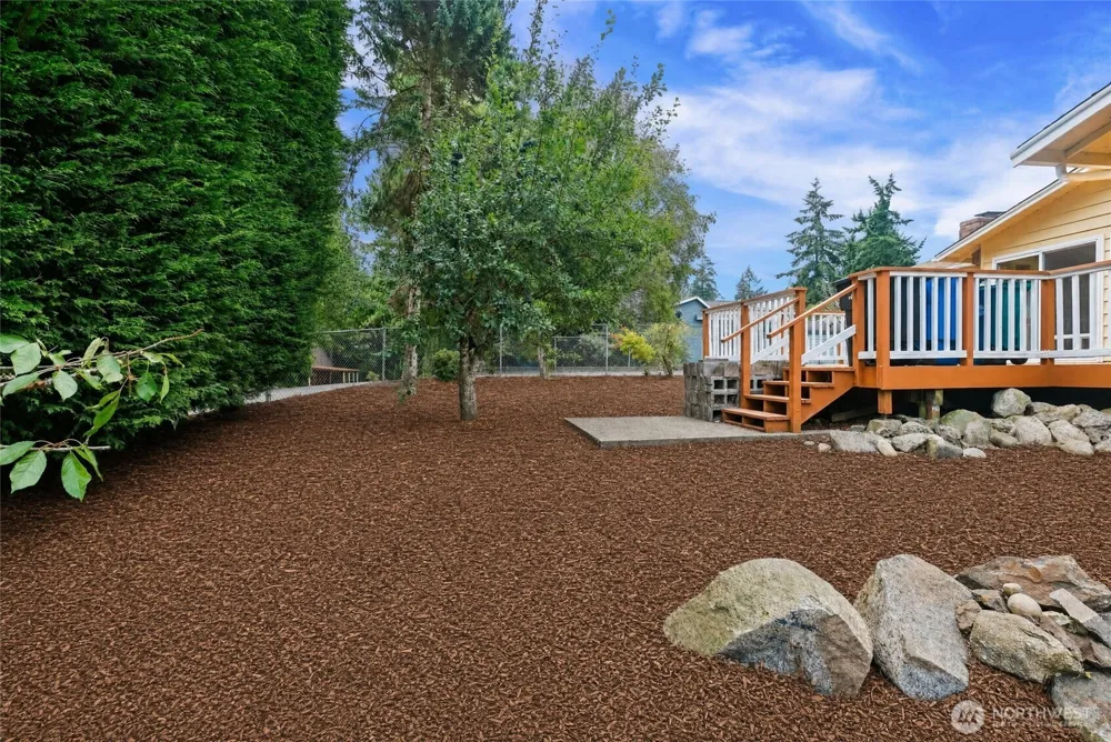 20224 Greenwood ave N Shoreline, WA 98133