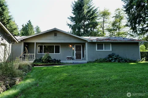 5204 53rd Street W