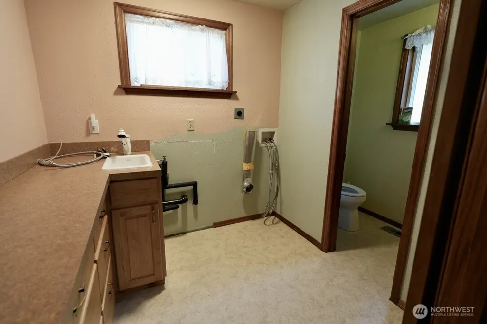 5204 53rd Street W University Place, WA 98467