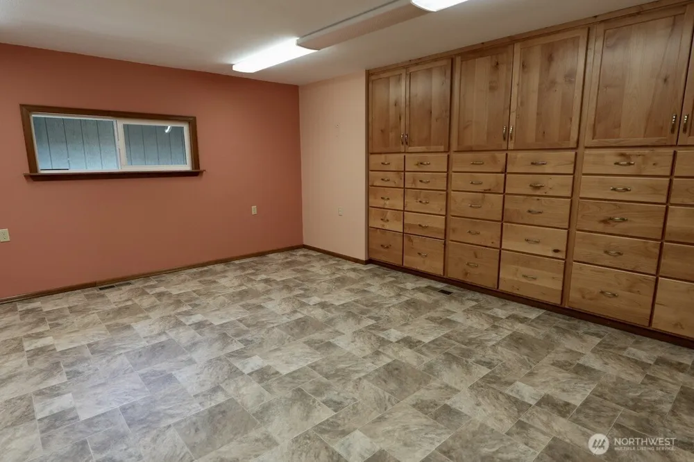 5204 53rd Street W University Place, WA 98467