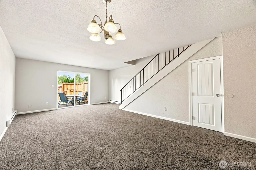 12418 SE 272nd Place #C Kent, WA 98030