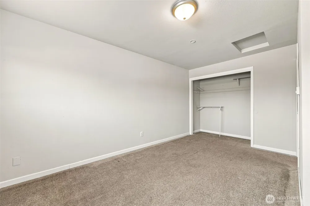 12418 SE 272nd Place #C Kent, WA 98030
