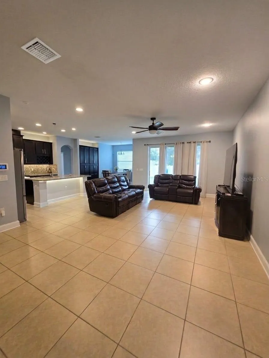 2210 PARKSIDE MEADOW DRIVE Apopka, FL 32712