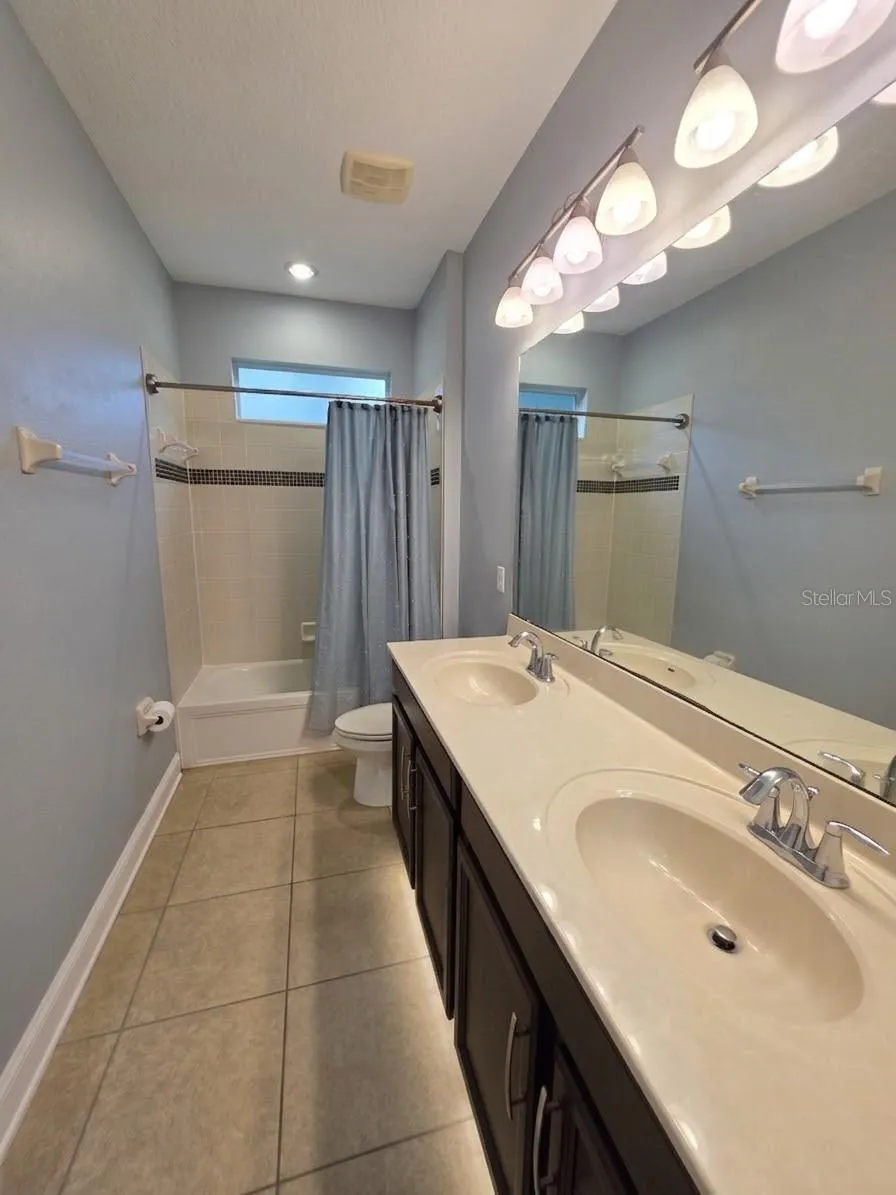 2210 PARKSIDE MEADOW DRIVE Apopka, FL 32712