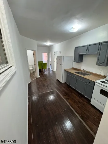 1163 E State St Trenton City, NJ 08609