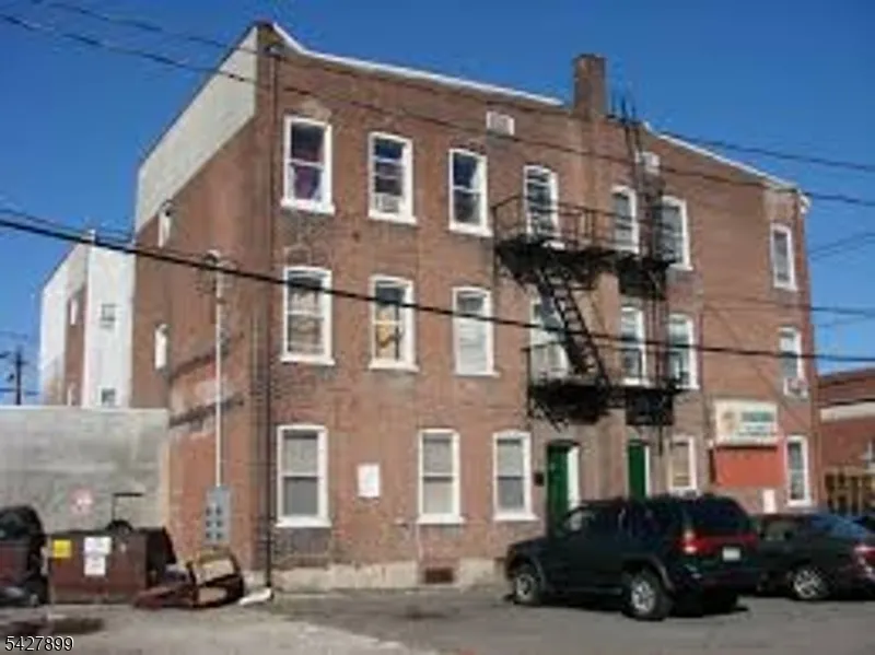 1163 E State St Trenton City, NJ 08609