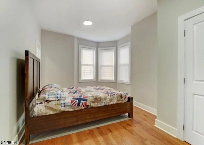 415 Central Ave Newark City, NJ 07107