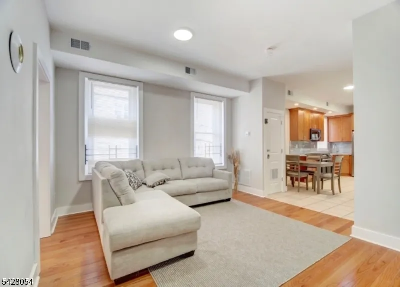 415 Central Ave Newark City, NJ 07107