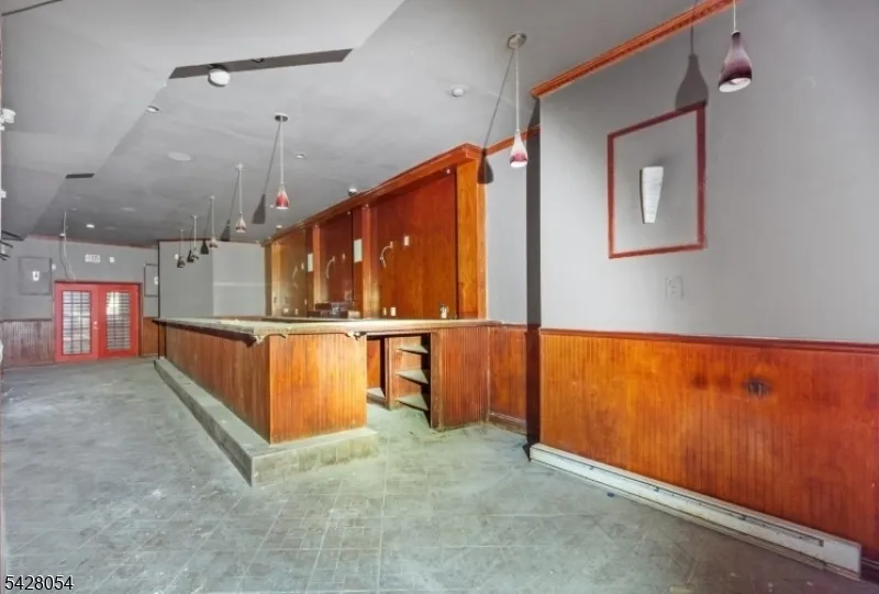 415 Central Ave Newark City, NJ 07107