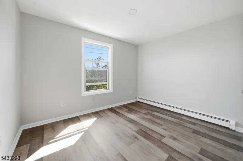 35 Columbia Ave Passaic City, NJ 07055