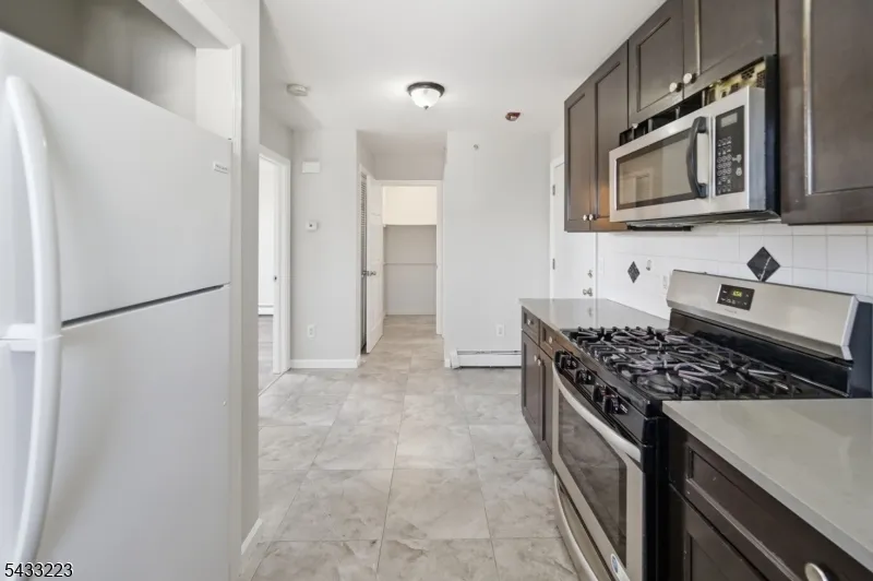 35 Columbia Ave Passaic City, NJ 07055
