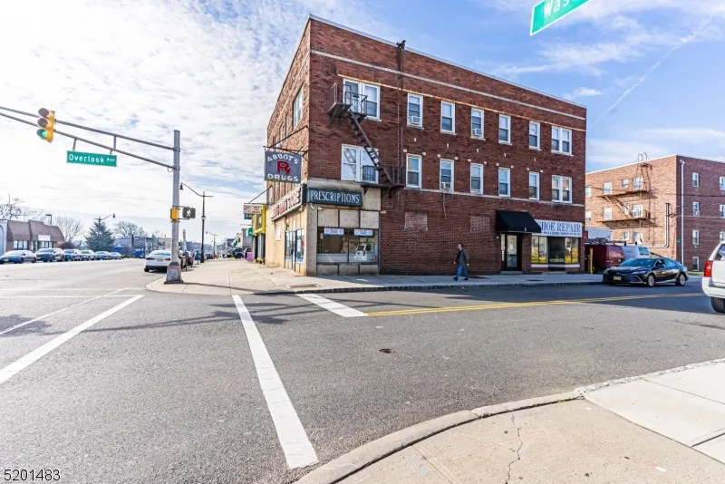 529 Washington Ave Belleville, NJ 07109