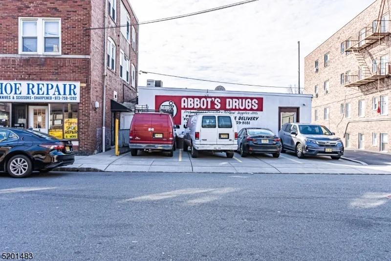 529 Washington Ave Belleville, NJ 07109