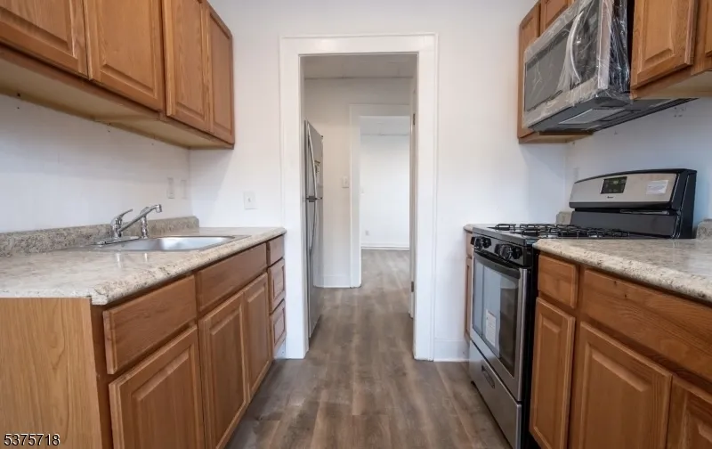 529 Washington Ave Belleville, NJ 07109
