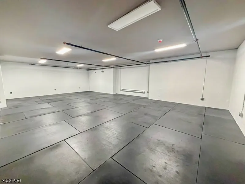 62 Westfield Ave Clark, NJ 07066
