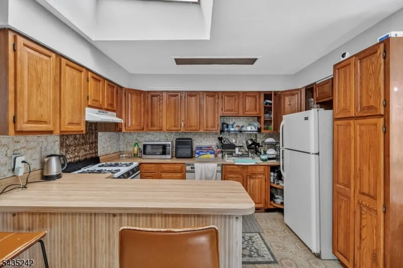1903 Willow Ave Weehawken, NJ 07086