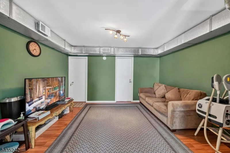1903 Willow Ave Weehawken, NJ 07086