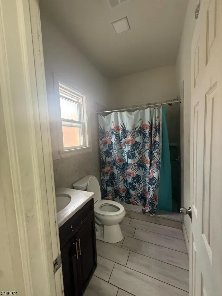 196 Madison St Passaic City, NJ 07055