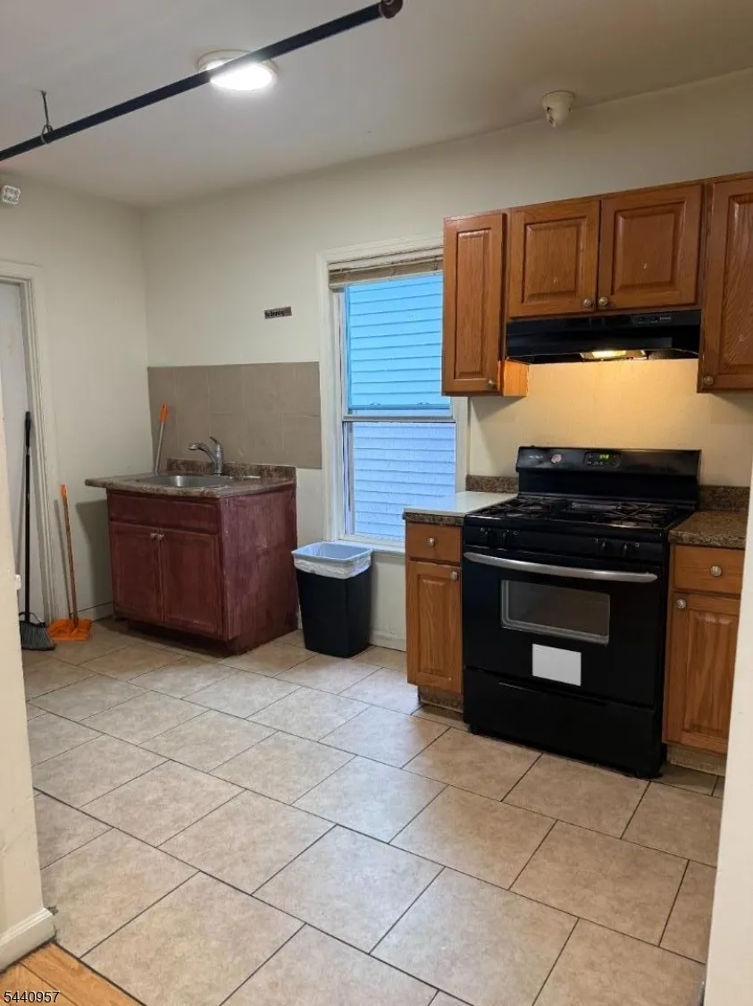 97 Jefferson St Passaic City, NJ 07055