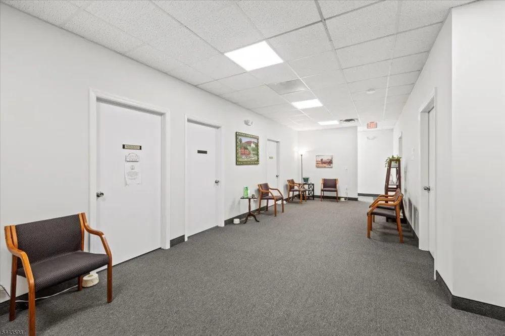 59 E Mill Rd Washington, NJ 07853