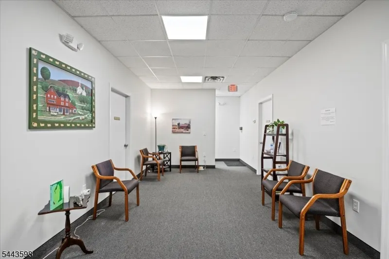 59 E Mill Rd Washington, NJ 07853