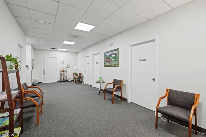 59 E Mill Rd Washington, NJ 07853