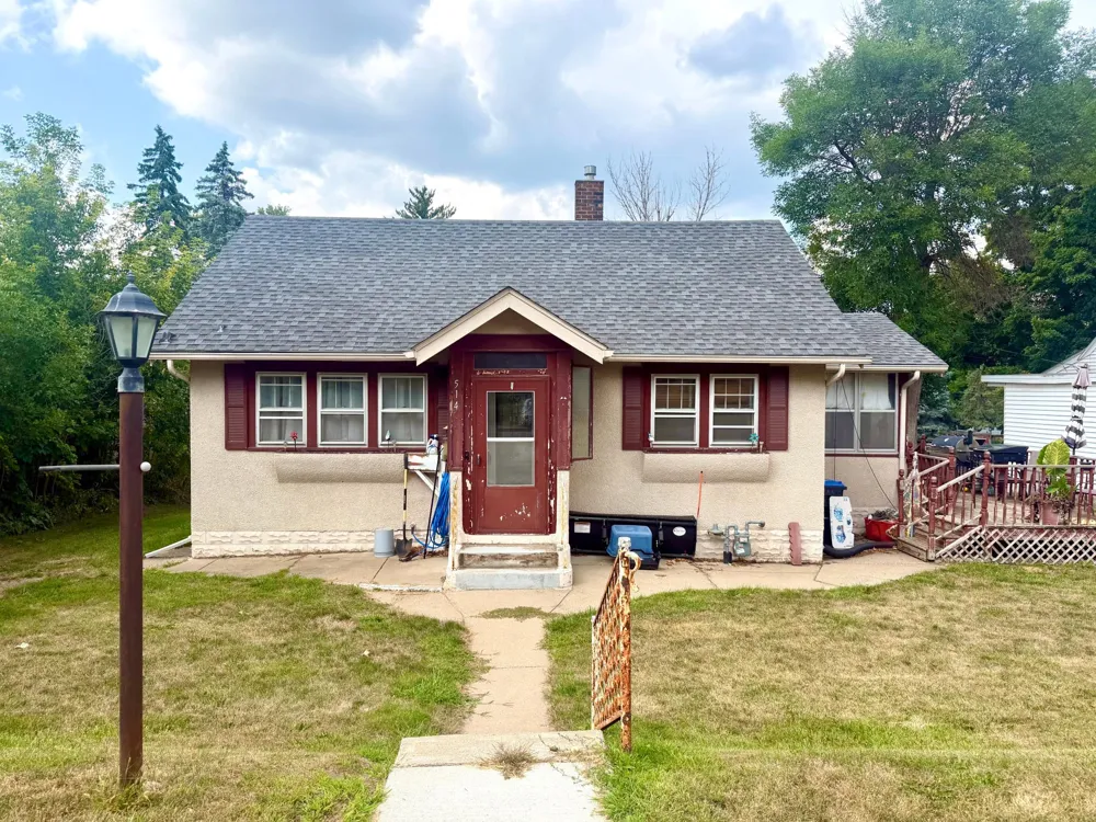 514 State Street E Cannon Falls, MN 55009