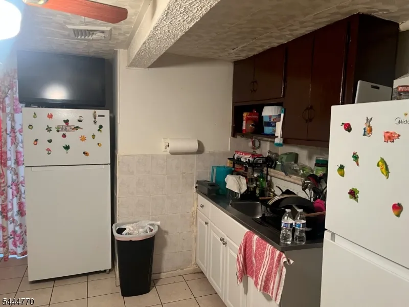 8 3Rd St Passaic City, NJ 07055