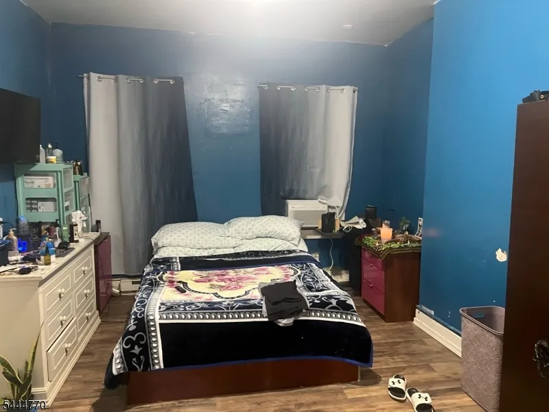 8 3Rd St Passaic City, NJ 07055