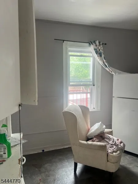 8 3Rd St Passaic City, NJ 07055